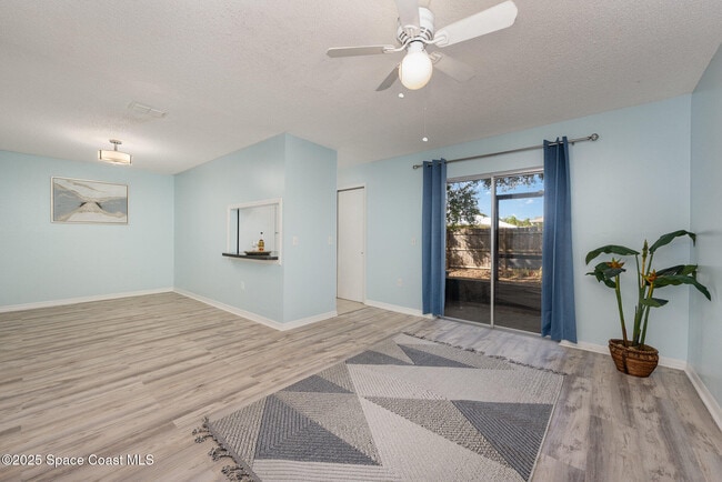 Foto del edificio - 130 Summer Pl