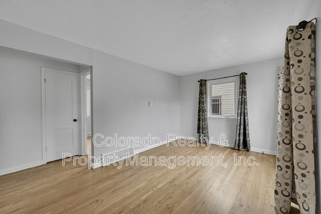 Building Photo - 1082 Hooker St