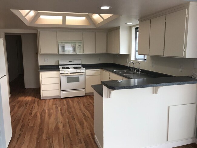 Foto del edificio - Updated home in Grover Beach!