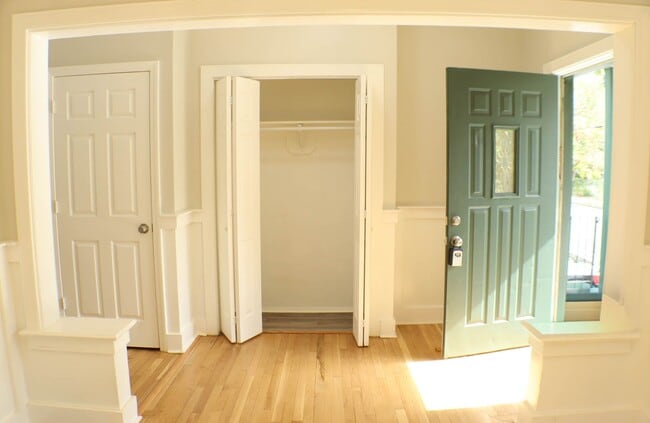 Photo - 235 Starr St Apartment