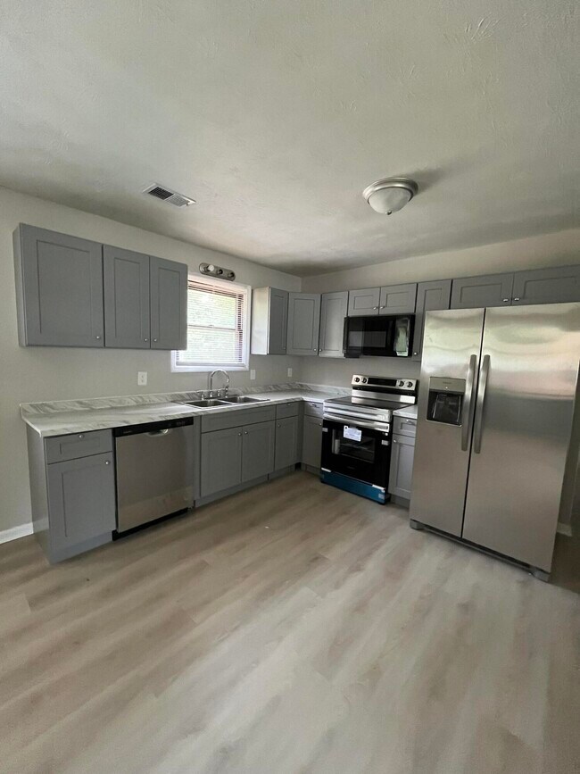 Foto del edificio - 2922 Panhandle Cir