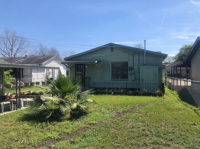 Foto del edificio - 231 Wilcox Ave