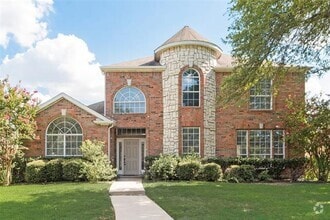 Building Photo - 3320 Chantilly Dr