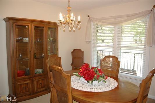Foto del edificio - 2219 Myra Ln SW