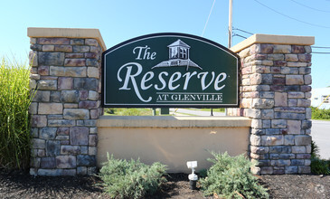 The Reserve at Glenville photo'