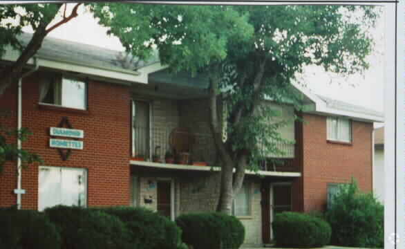 Primary Photo - 7548-7560 Quitman St