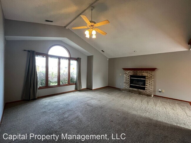 Foto del edificio - 3 br, 2 bath House - 10535 Verbena Lane.