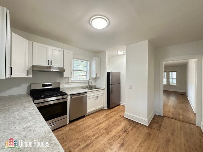 Foto del edificio - 5701 N Keystone Ave