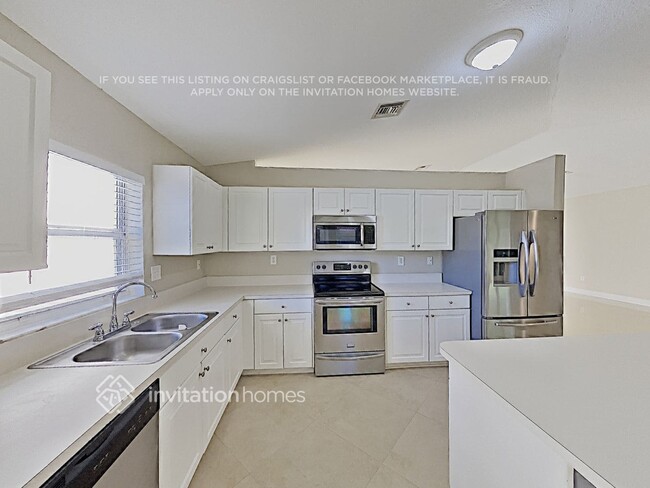 Foto del edificio - 13500 SW 118th Pl