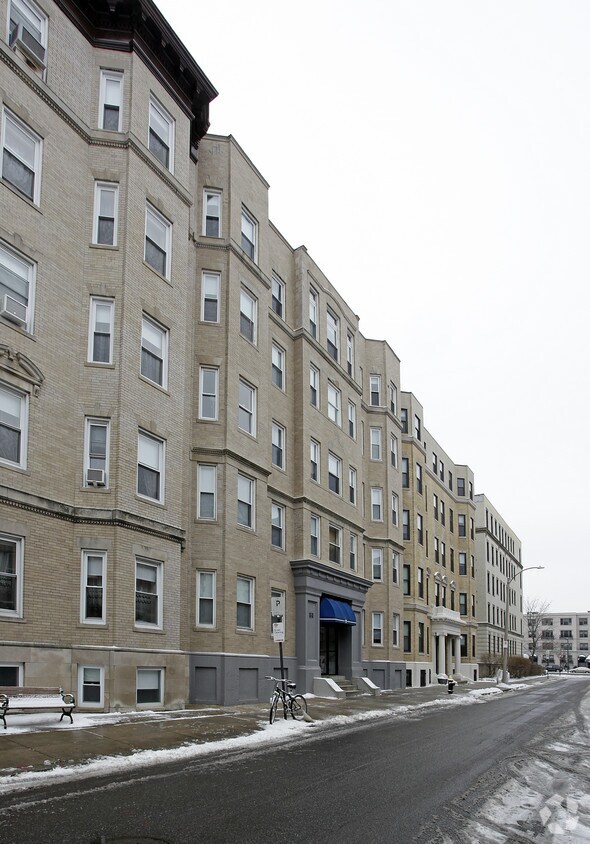 Building Photo - 11 Royce Rd