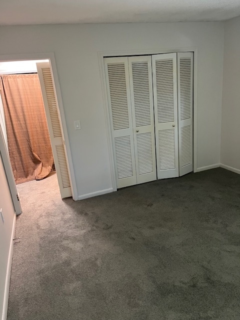 Building Photo - 707 Twin Circle Dr