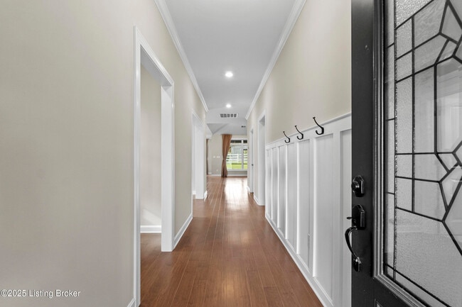 Foto del edificio - 15949 Cumberland Lake Cir