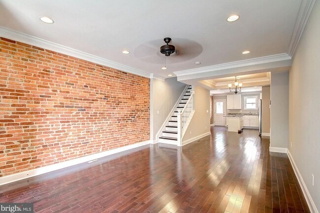 Building Photo - 3014 E Baltimore St