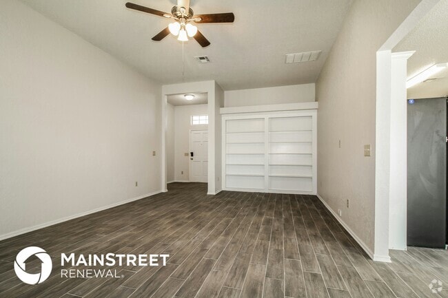 Building Photo - 8808 NW 85th Pl