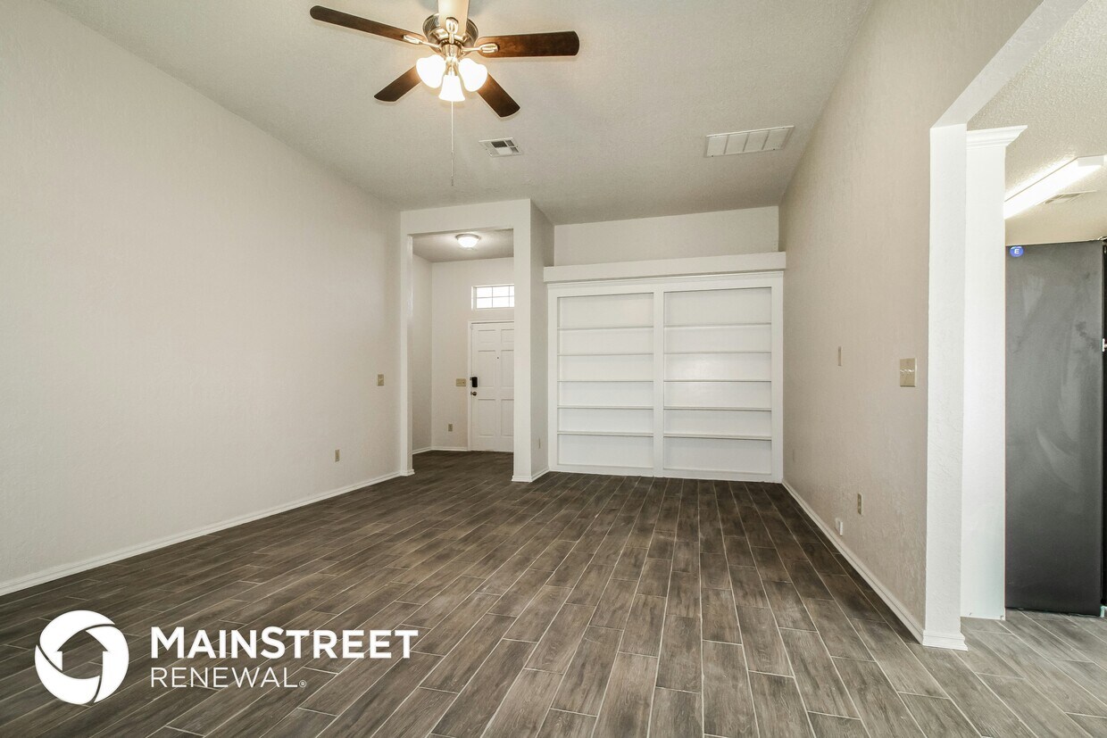 Foto principal - 8808 NW 85th Pl