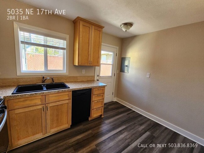 Foto del edificio - 5035 NE 17th Ave
