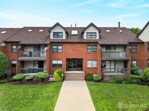 Building Photo - 94 Beverly Hl Ter