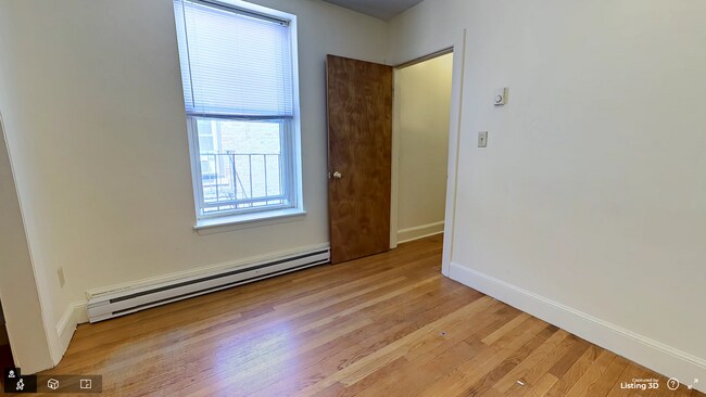Building Photo - 32 Westland Ave
