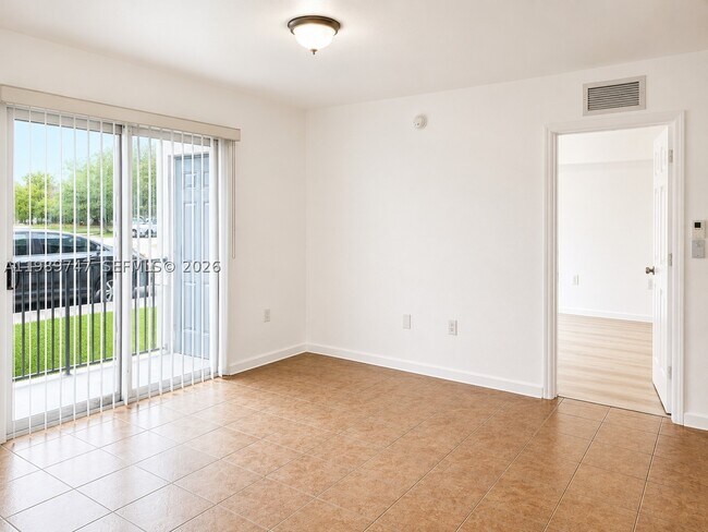 Foto del edificio - 15470 SW 284th St