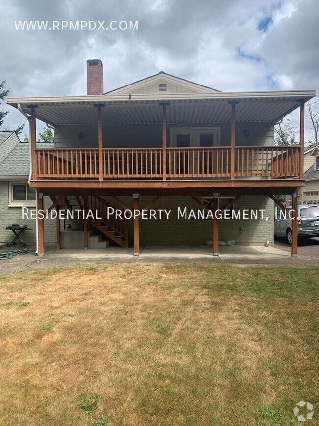 Crestwood Apartments under 600 Portland, OR 2 Rentals