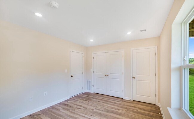 Building Photo - 132 Canning Rd