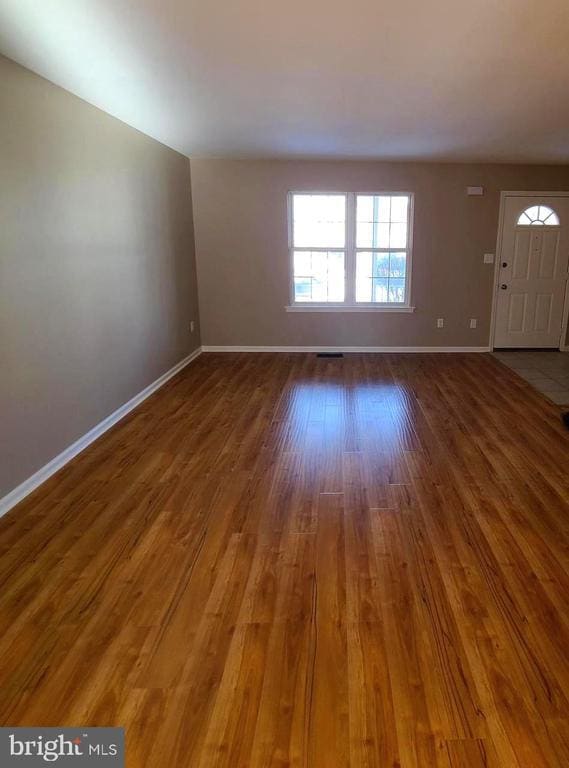 Building Photo - 242 Bainbridge Cir