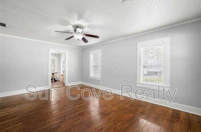 Foto del edificio - 1803 Douglas Ave