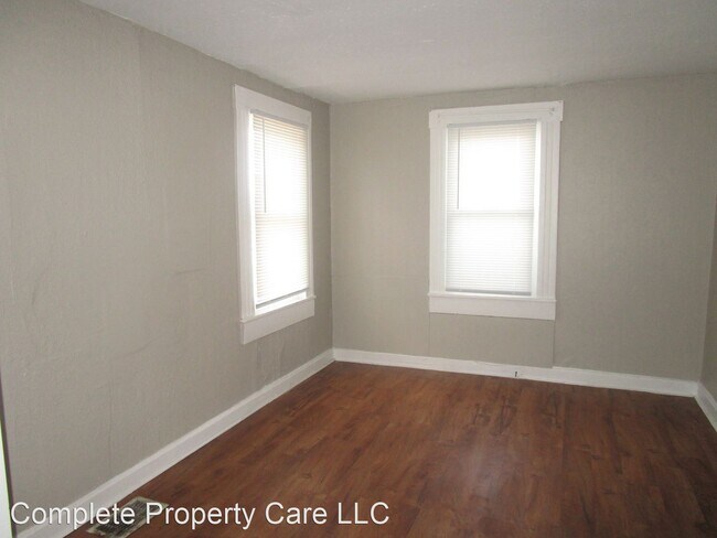 Building Photo - 1 br, 1 bath House - 409 1/2 N. Pershing