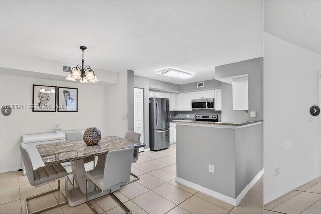 Building Photo - 6769 Heritage Grande