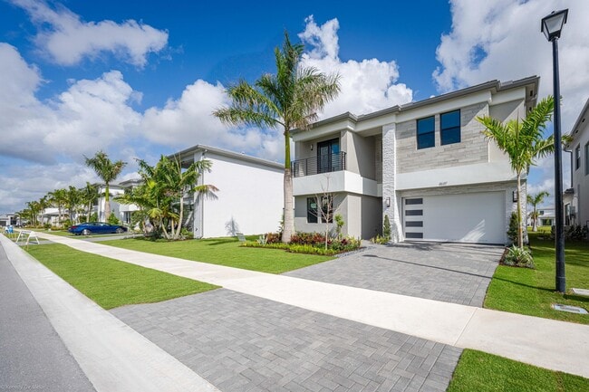 Building Photo - 9147 Silver Marsh Ln