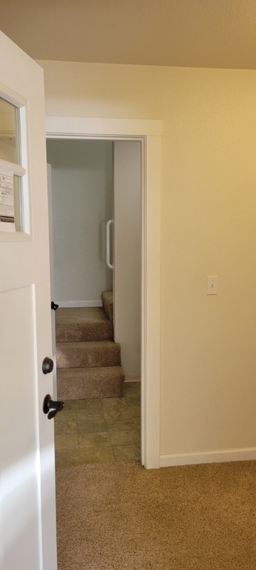 Foto del edificio - 1658 NE Foothill Blvd