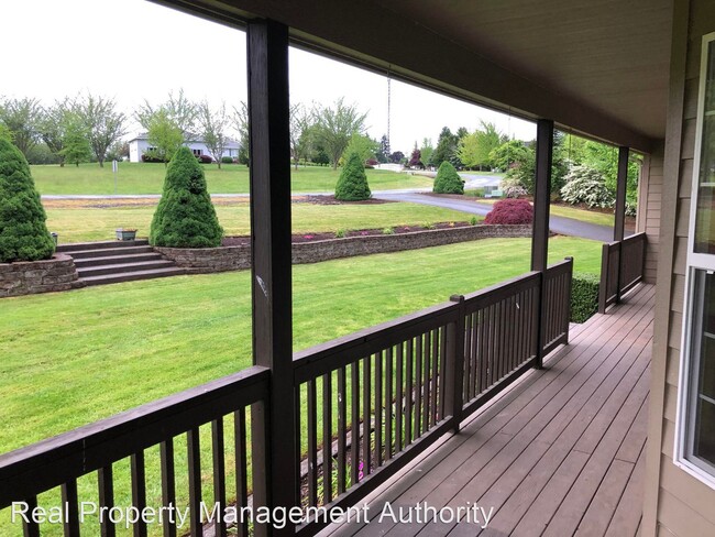 Building Photo - 4 br, 3.5 bath House - 15617 NE 194th Court