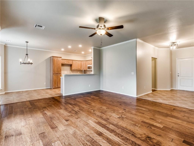 Foto del edificio - 12501 Crystal Gardens Pl