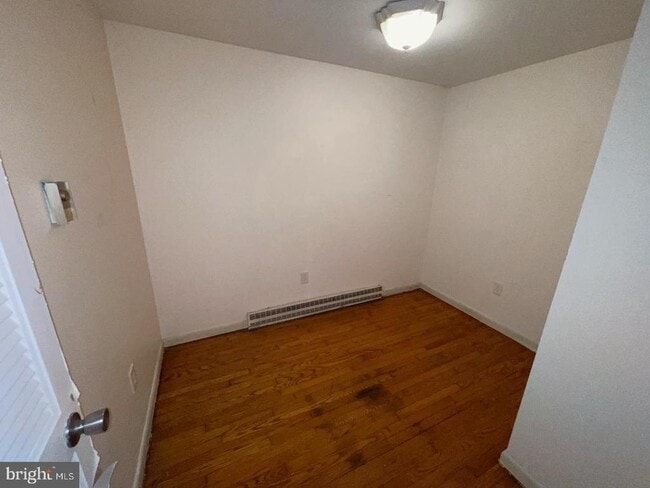 Foto del edificio - 1499 VALLEY