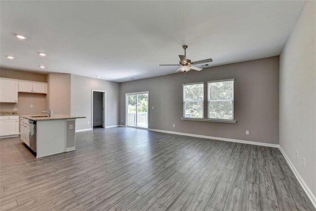 Building Photo - 125 Osprey Overlook Dr