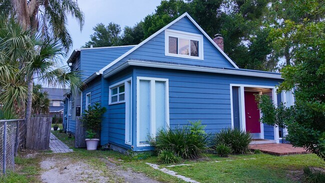 Foto del edificio - 3426 Golfview Blvd
