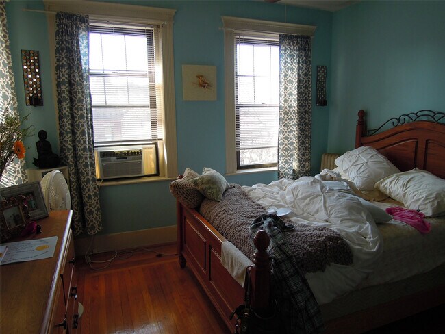 Foto del edificio - 1526 Commonwealth Ave