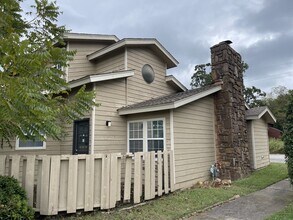 Building Photo - 13811 Turnberry Ln