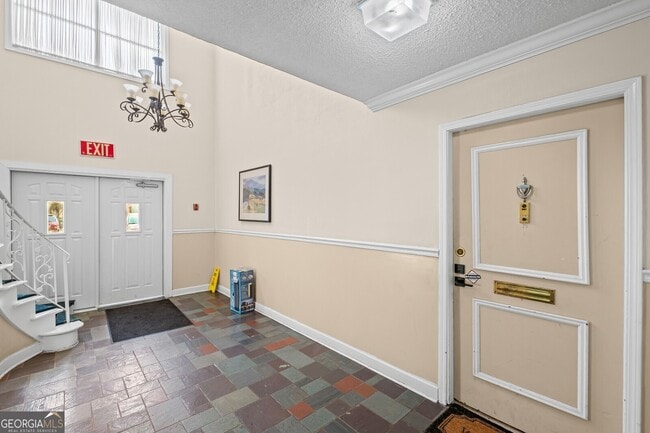 Foto del edificio - 6851 Roswell Rd