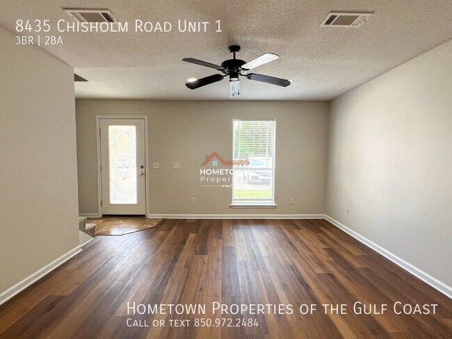 Foto del edificio - Modern 3 Bed, 2 Bath Condo in Pensacola, F...