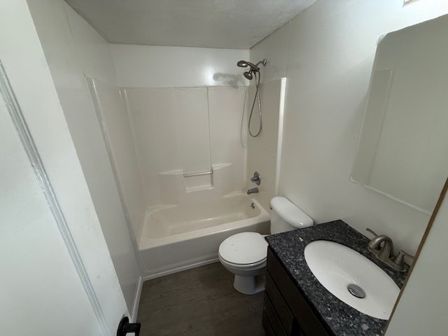 Building Photo - 2527 Riverside Dr