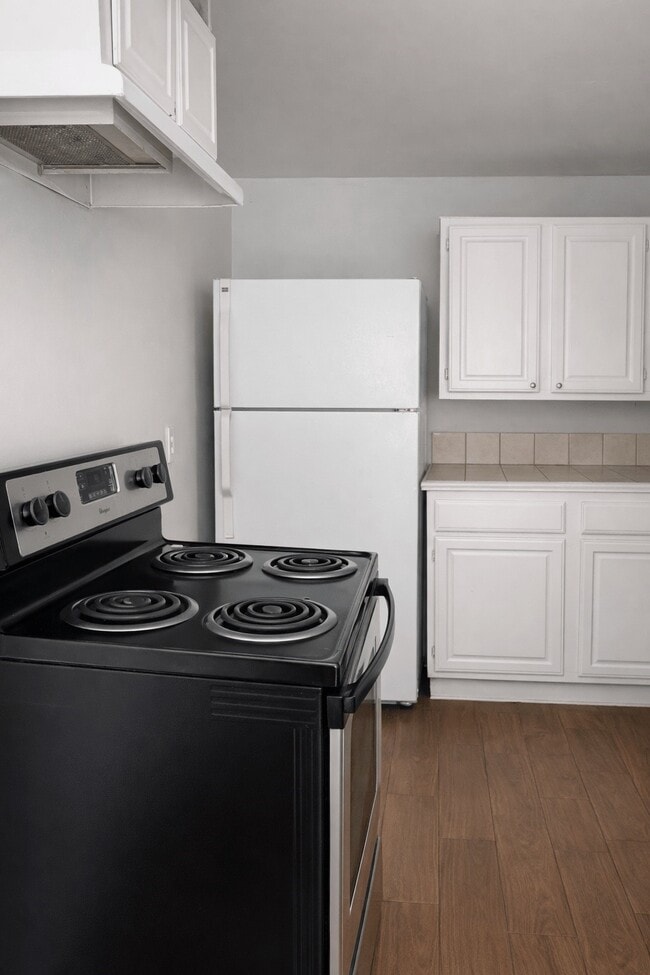 Building Photo - 1901 40th St