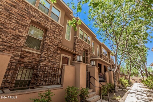Foto del edificio - 5550 N 16th St