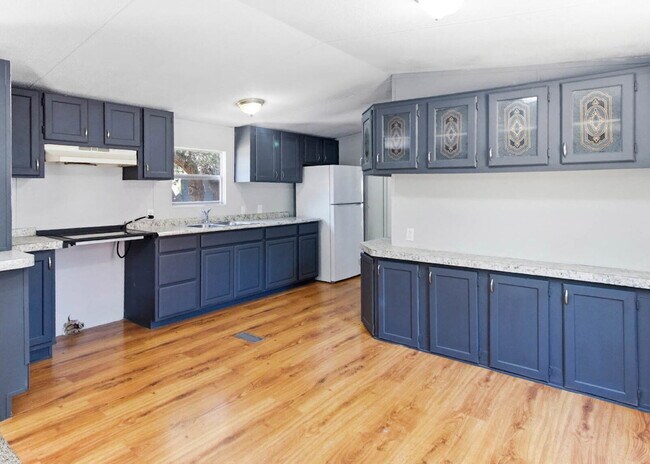 Foto del edificio - 3 Bedroom Home on Over .2 Acres with Canyon Lake Access!