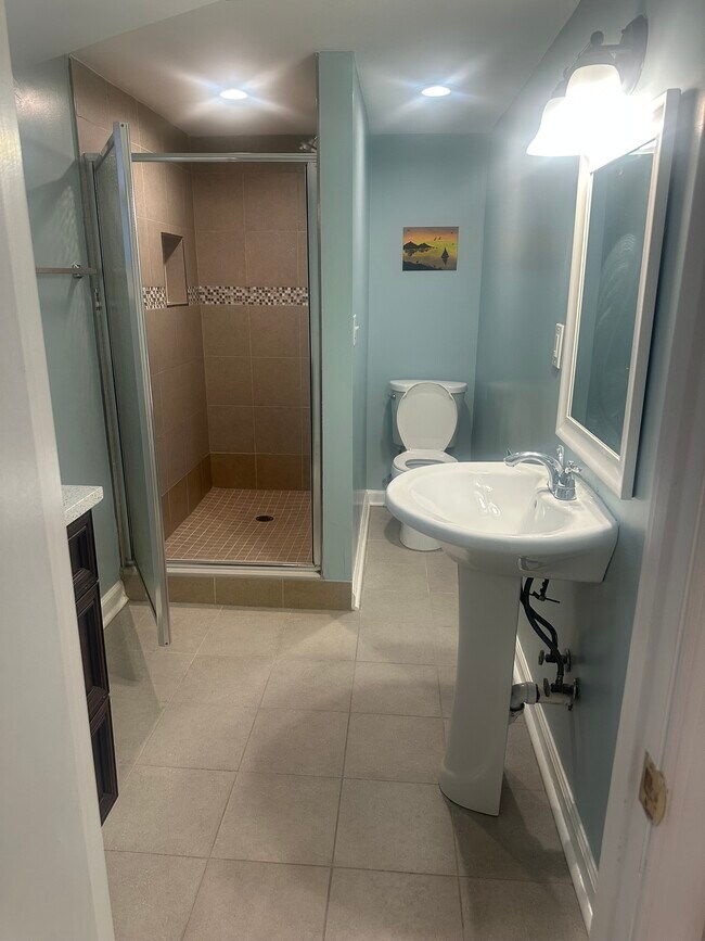 Foto del edificio - 3204 Beechcraft Dr