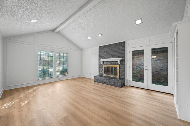 Foto del edificio - 4006 St Christopher Ln