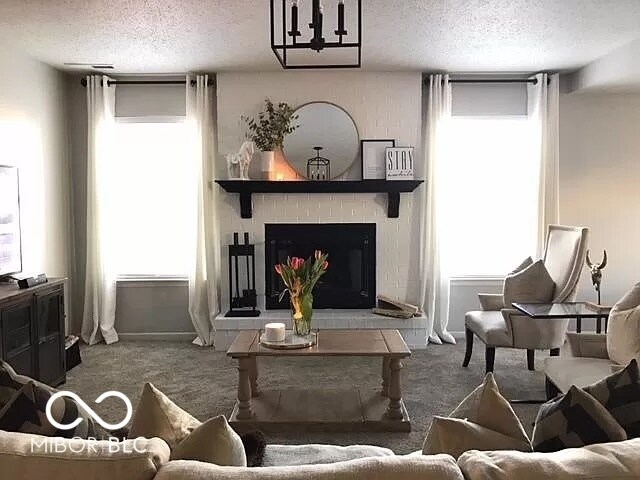Primary Photo - 10246 Apple Blossom Cir