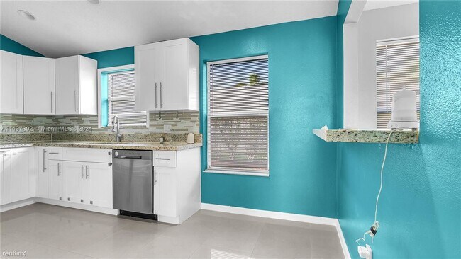 Foto del edificio - 3 br, 2 bath House - 452 SE 20th Dr