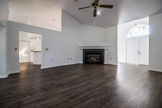 Building Photo - 1406 SE 48th Ave