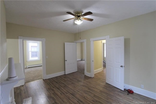 Building Photo - 99 Hungerford St